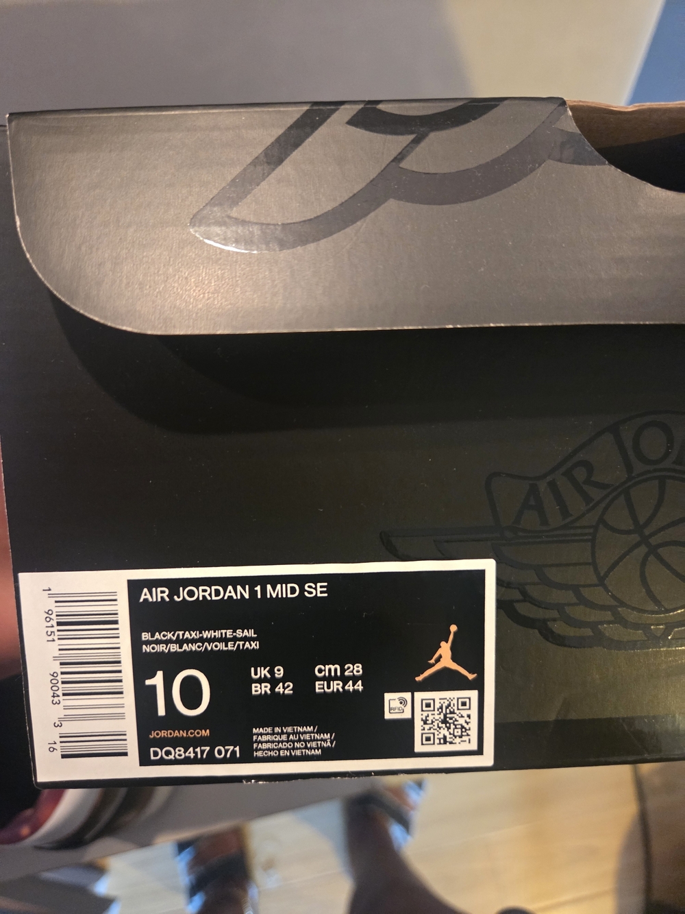 Men Air Jordan 1 MID SE - Picture 6 of 8